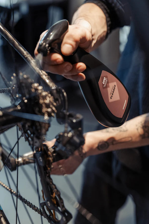 Ceramicspeed UFO Drivetrain Cleaner