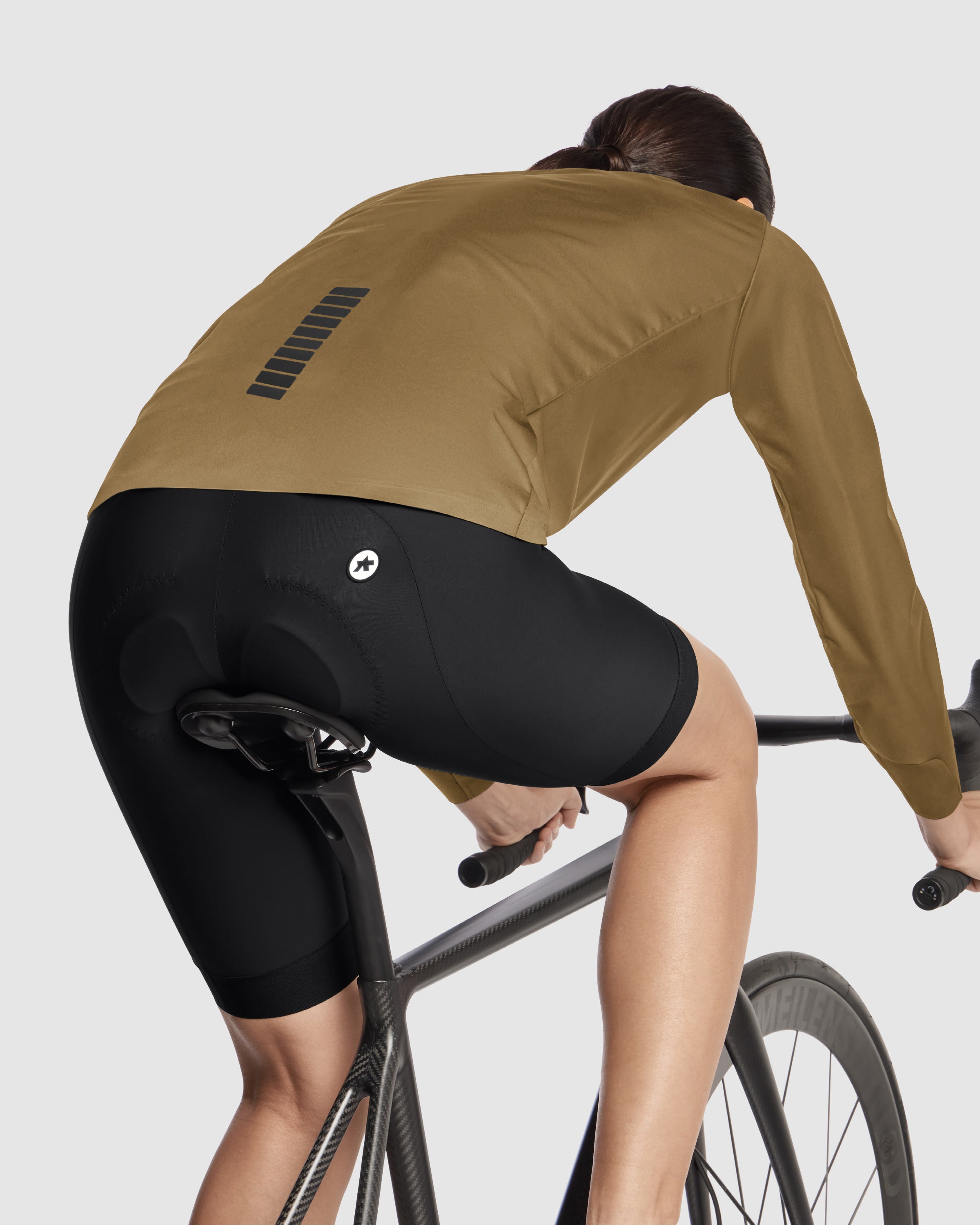 Assos UMA GT Shell Jacket S11 Bronze Ash